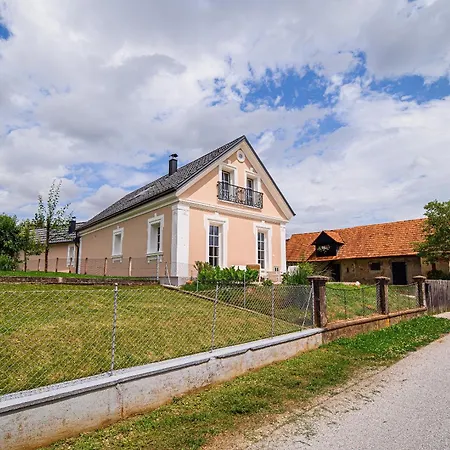 Evelin With Krka View Holiday home